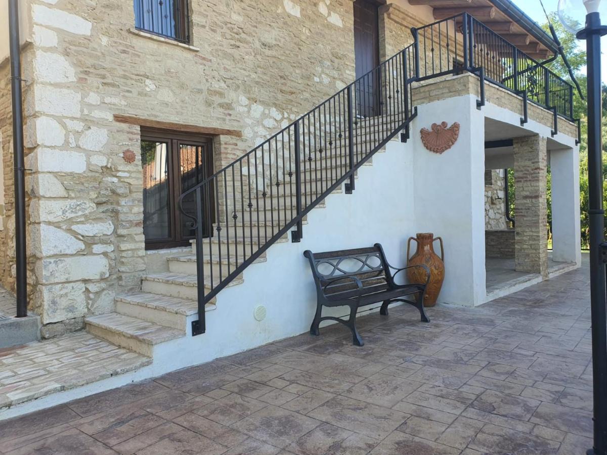 Vacanze in collina, tra mare e monti Bucchianico Esterno foto