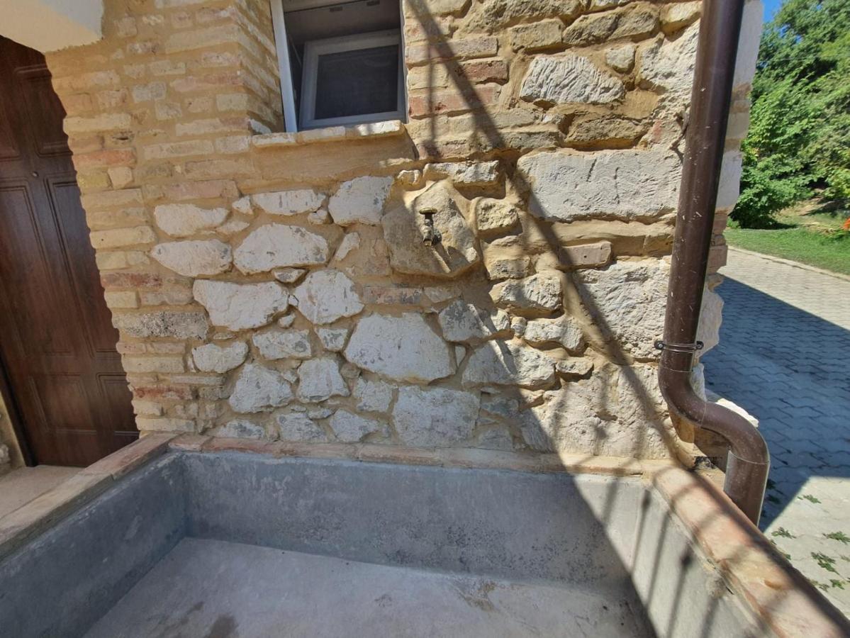 Vacanze in collina, tra mare e monti Bucchianico Esterno foto